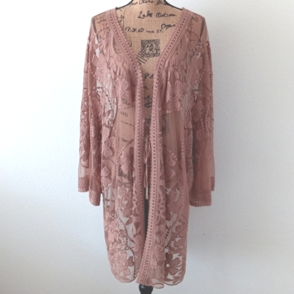 Umgee Mocha Floral Lace Kimono - Picture 2 of 7